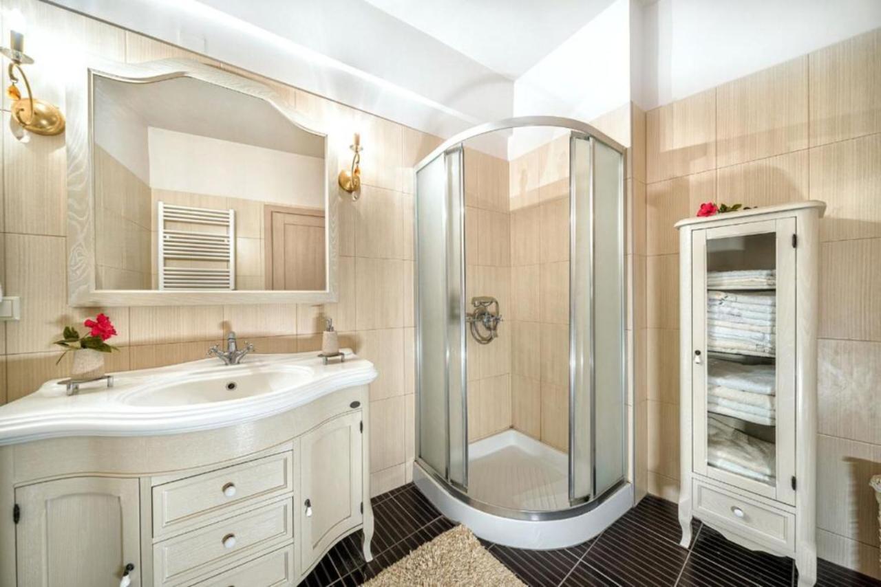 Ioannas Luxury Apartment In Istron Kalo Chorio  ภายนอก รูปภาพ