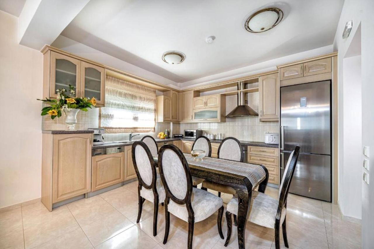 Ioannas Luxury Apartment In Istron Kalo Chorio  ภายนอก รูปภาพ